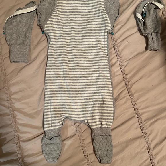 Love to Dream Large Swaddle Up Transition Suit - Picture 3 of 3